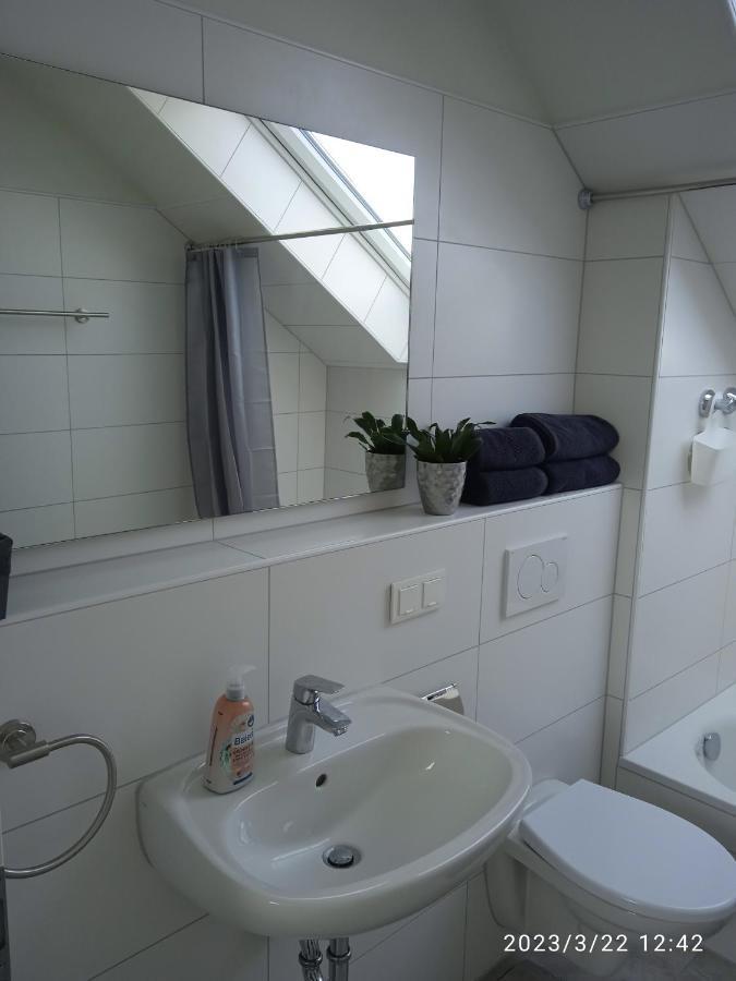 Zimmer Frei 3 Wiesbaden Eksteriør bilde