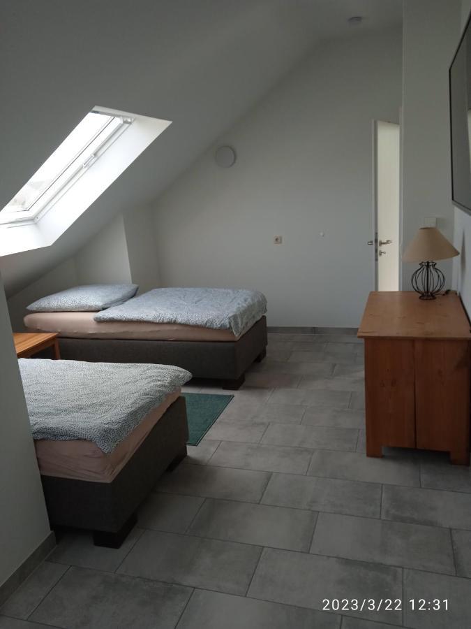 Zimmer Frei 3 Wiesbaden Eksteriør bilde